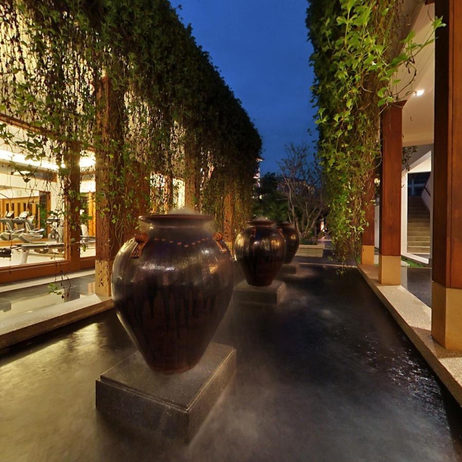 Pearl Of Naithon Hotell Exteriör bild